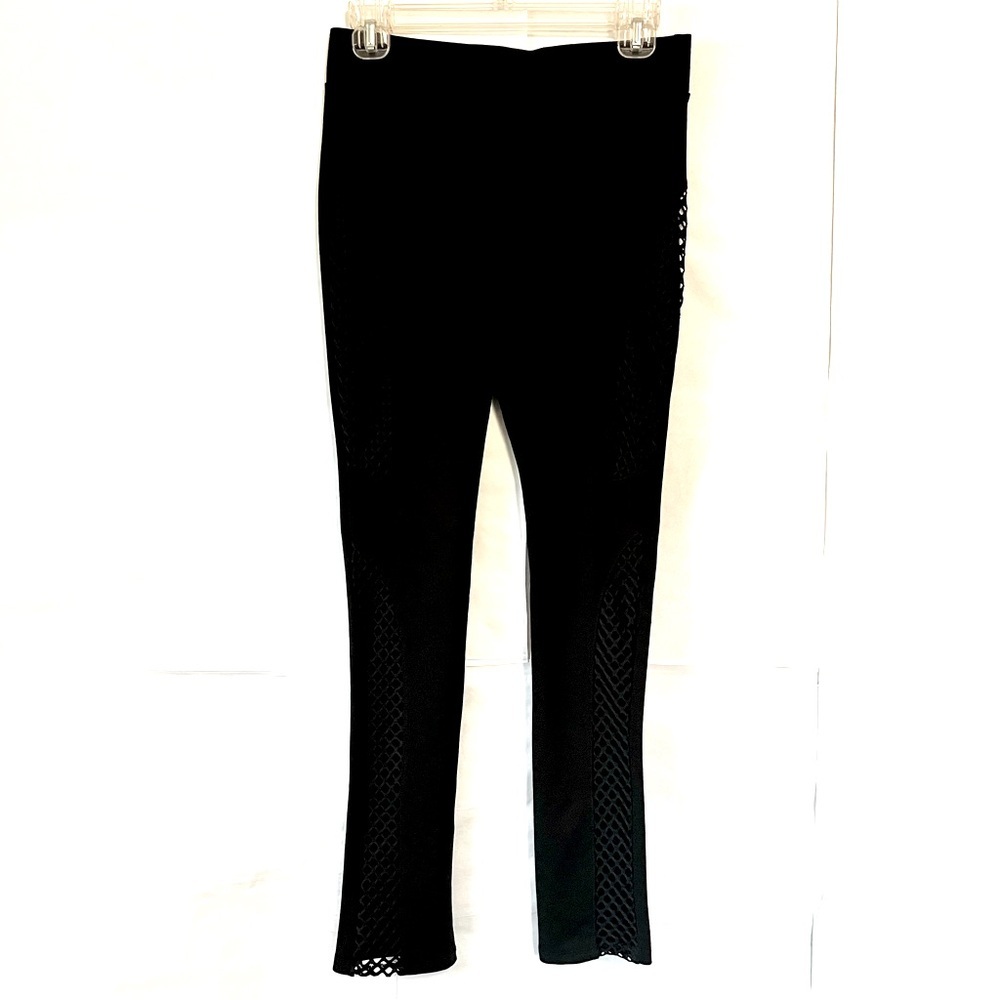 FASHION NOVA Women’s Leggings with Peekaboo Cut Outs Thighs and Legs - Picture 6 of 11